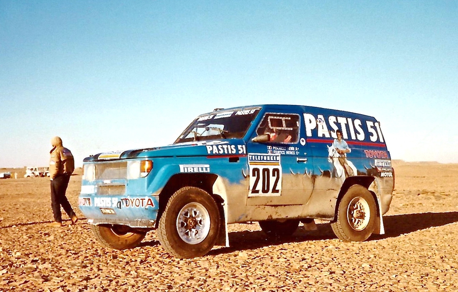 Dakar Toyota